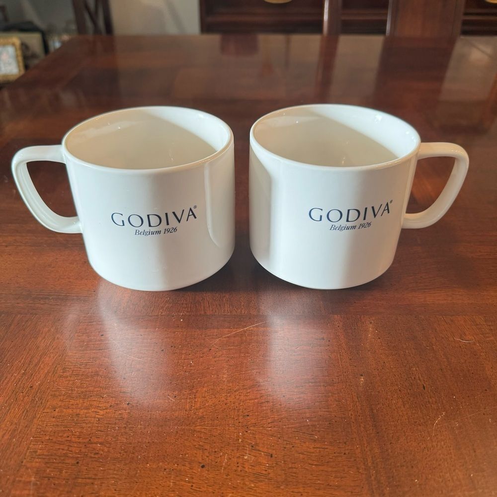 Set of 2 Godiva 16 oz.  Mugs Cup New